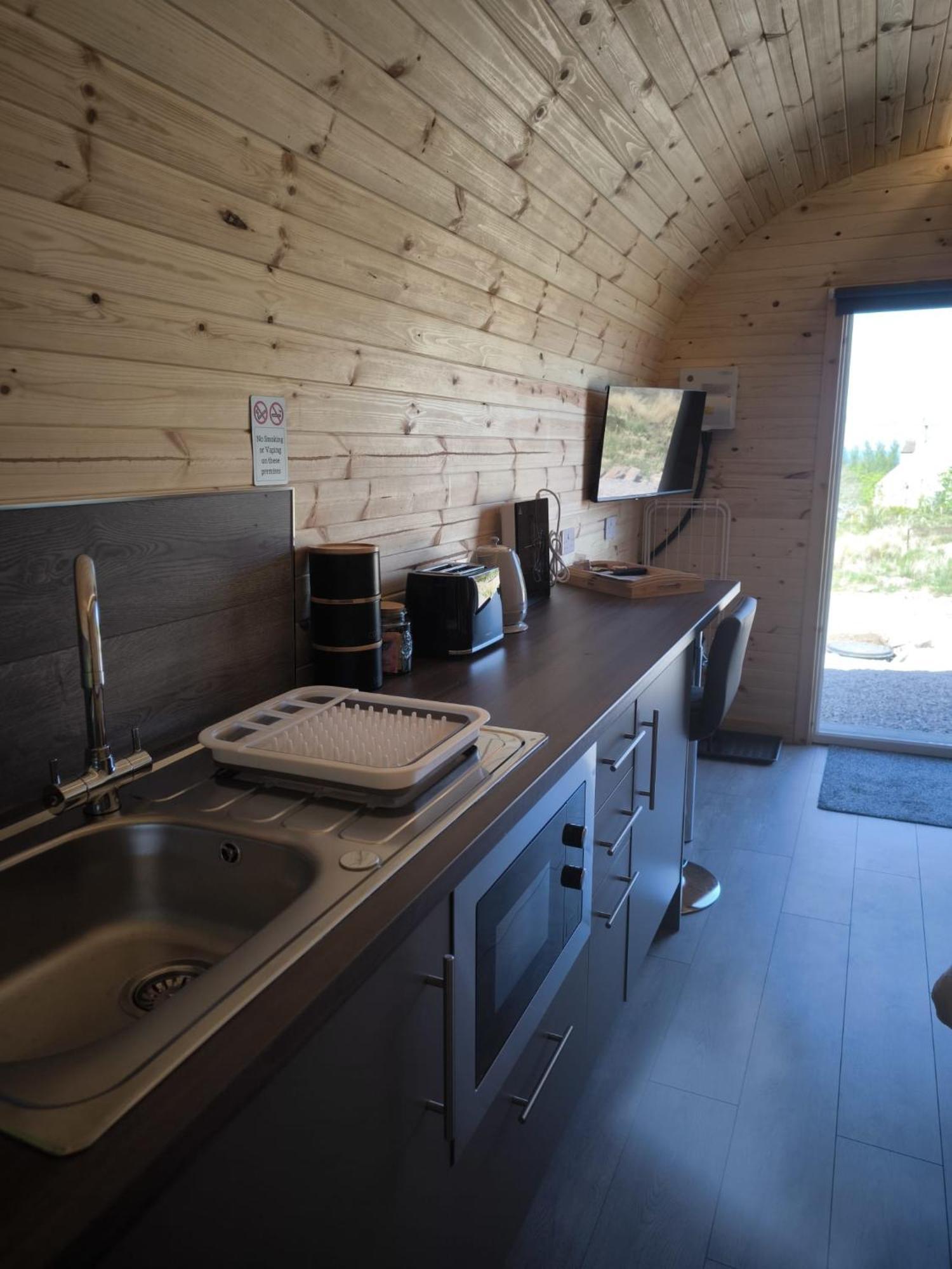 Aurora Skye Hotel Breakish ภายนอก รูปภาพ